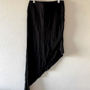Black high low skirt